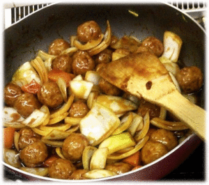 「肉団子の酢豚風」　「あったかおでん」