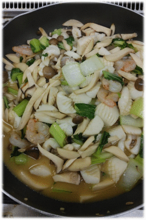 「魚介と野菜のバターソテー」　「牛肉のプルコギ」　「新潟のソウルフード・イタリアン」　「ちくわときゅうりのサラダ」　「フルーチェ（イチゴチェリー）」