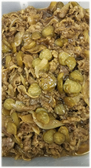 「ミロトン」　「イカ大根」　「白菜のうま煮」　「ロールキャベツ」　「杏仁豆腐」　「パイン」