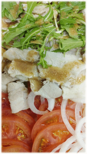 「豚しゃぶサラダ」　「鶏ササミフライしそ風味」　「肉野菜炒め」　「オクラおひたし」　「牛肉のしぐれ煮」　「ブルーベリーヨーグルト」　「ぶどう🍇(皮ごとどうぞ！)」