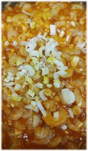 「プリプリエビのチリソース」「ウインナーマスタード風味」「肉野菜中華炒め」「肉団子五目煮」「ブルーベリーヨーグルト」「カットメロン🍈」