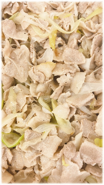 「豚肉のネギ塩炒め」　「鶏の甘酢あん」　「麻婆豆腐」  「ササミチーズフライ」　「玉子サラダ」  「杏仁豆腐」　「キウイフルーツ🥝」