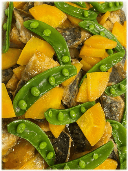 「鯖のソテー みぞれソース」「鶏肉と彩り野菜の味噌炒め」  「豚肉とごぼうの胡麻炒め」「筍と帆立のおかか煮」  「茄子のそぼろ煮🍆」「キウイフルーツ」「ヨーグルト」