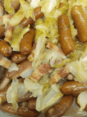 「シュークルート🥬」 　「牛のコチュジャン炒め🐂」  「ポークジンジャー🐖」　「鶏と厚揚げのみぞれ煮🐔」  「あったかおでん🍢」　「杏仁豆腐🥛」　「メロン🍈」