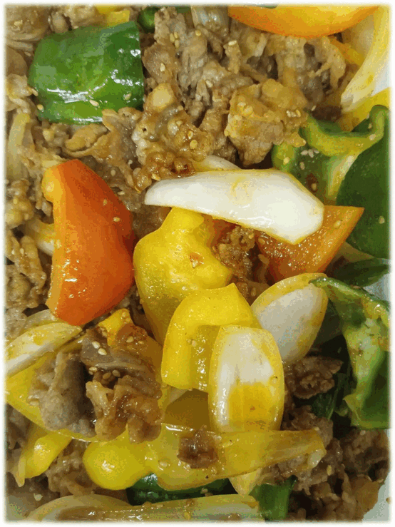 「牛のコチュジャン炒め🐂」　「魚介のバター焼き🦐🦑」　「茄子と豚の甘味噌炒め🍆」　「ルーローハン🍖」　「豚と厚揚げの煮物」　「マンゴーゼリー🥭」　「梨(幸水)🍐」