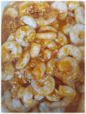 「ぷりぷり 海老チリ🦐」　「豚バラ大根🐖」　「青椒肉絲(チンジャオロースー)」　「ジャーマンポテト🥔🥓」　「チーズハンバーグ🧀」　「レアチーズ🥛」　「パイン🍍」
