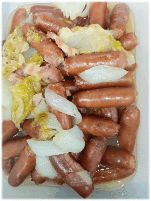 「シュークルート」　「肉じゃが🍖🥔」　「ヤンニョムポーク🐖」　「ガーリックシュリンプ🦐🥦」　「茄子の煮びたし🍆」　「バナナ🍌」　「新潟お祭り屋台🏮の定番お菓子 ポッポ焼き」　「ヨーグルト🥛」